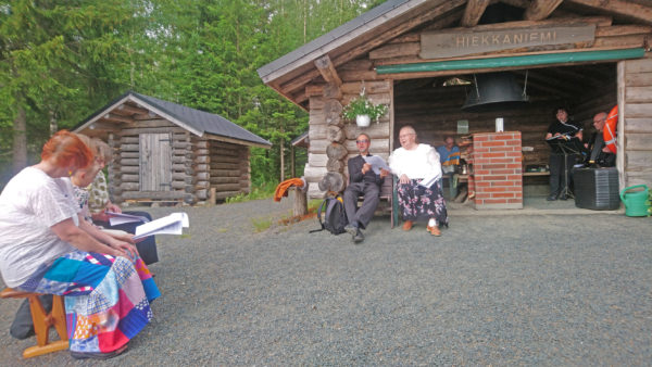 Kesälaulajaiset Hiekkaniemessä