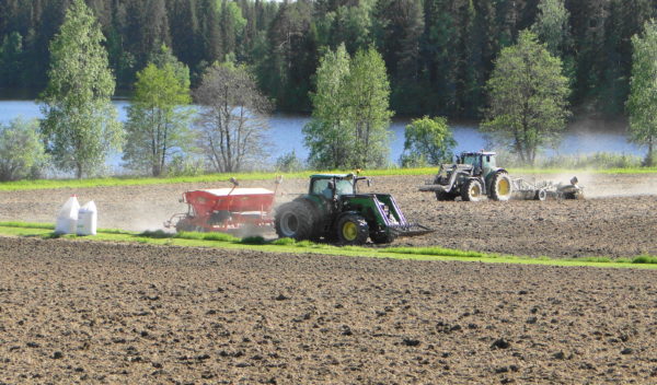 Peltomiehet myöhässä tänä kesänä